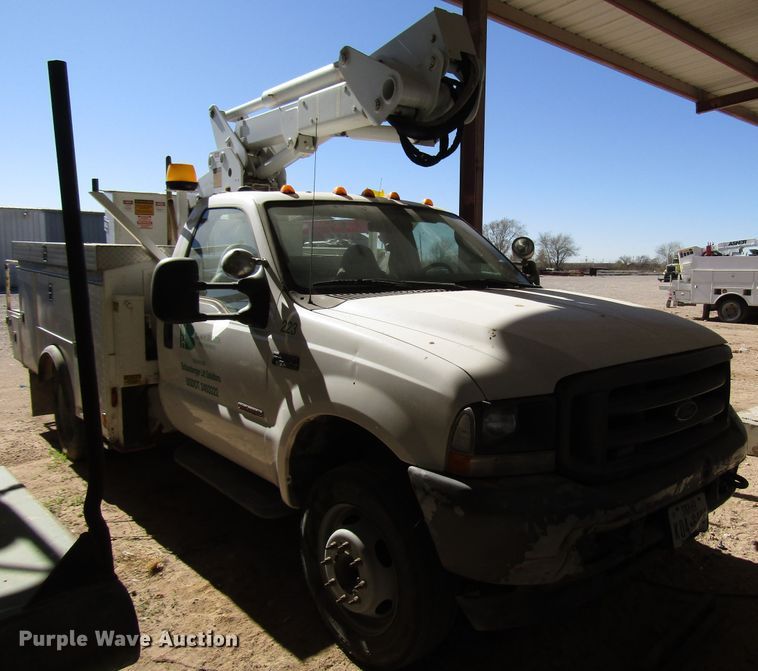 image for item DG6706 2004 Ford F550 Super Duty bucket truck