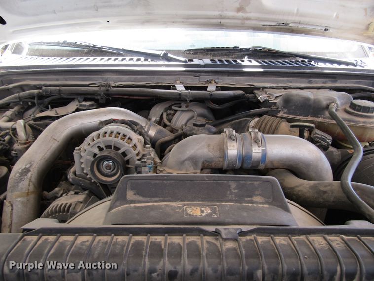 image for item DG6706 2004 Ford F550 Super Duty bucket truck