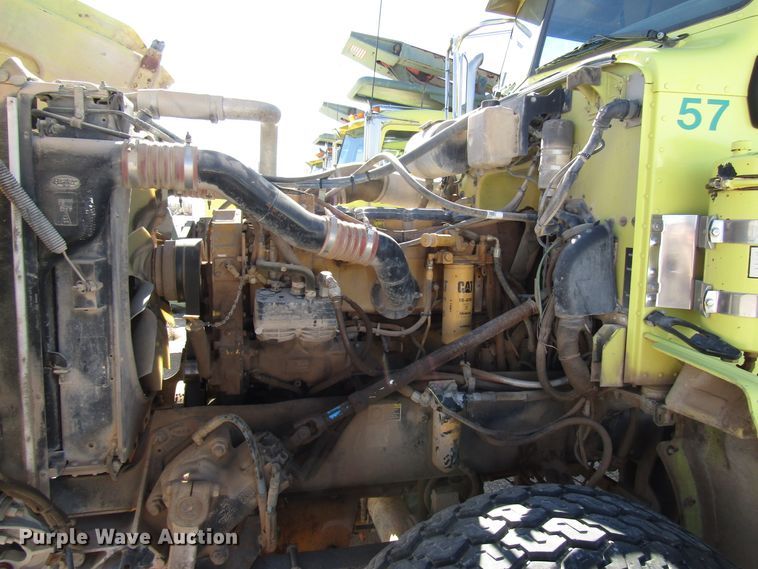 image for item DG6707 2006 Peterbilt 357 winch truck