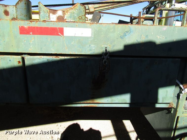 image for item DG6708 2006 Peterbilt 357 winch truck