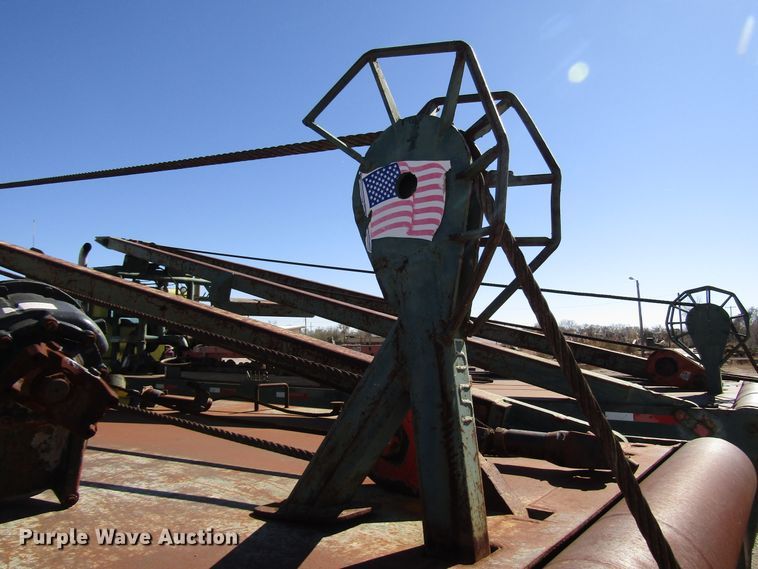 image for item DG6708 2006 Peterbilt 357 winch truck