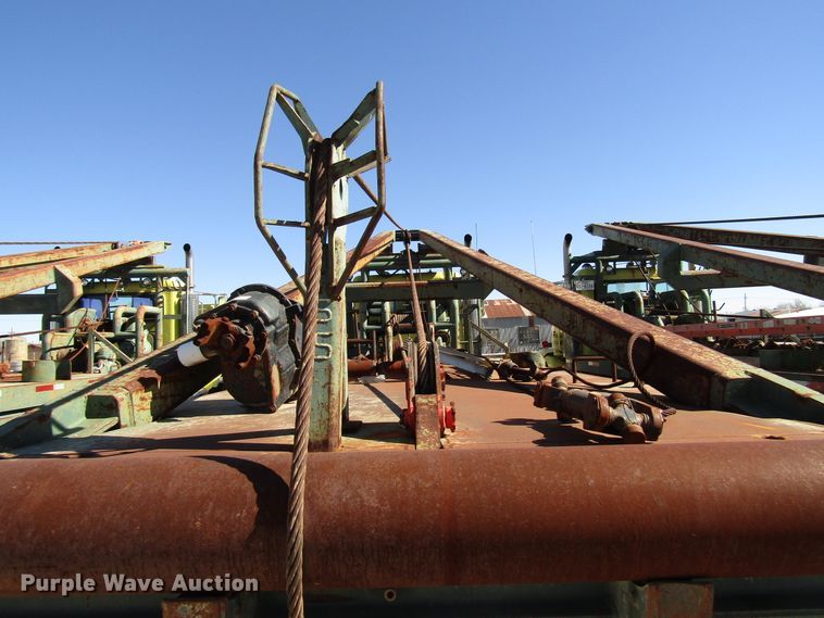 image for item DG6708 2006 Peterbilt 357 winch truck