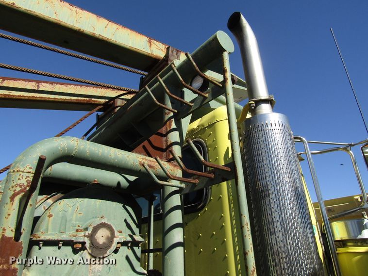 image for item DG6708 2006 Peterbilt 357 winch truck