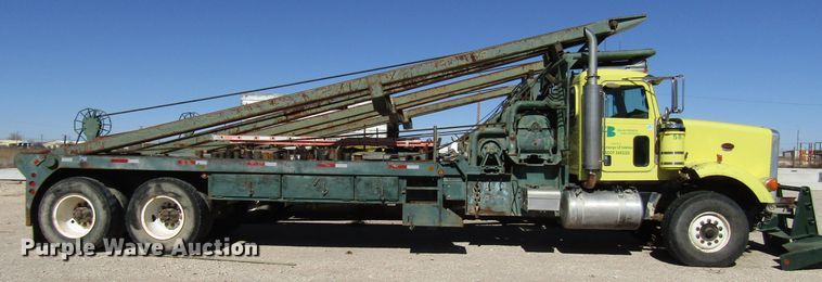 image for item DG6709 2007 Peterbilt 357 winch truck