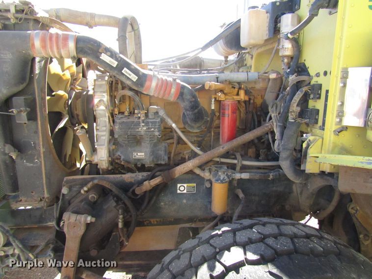 image for item DG6709 2007 Peterbilt 357 winch truck