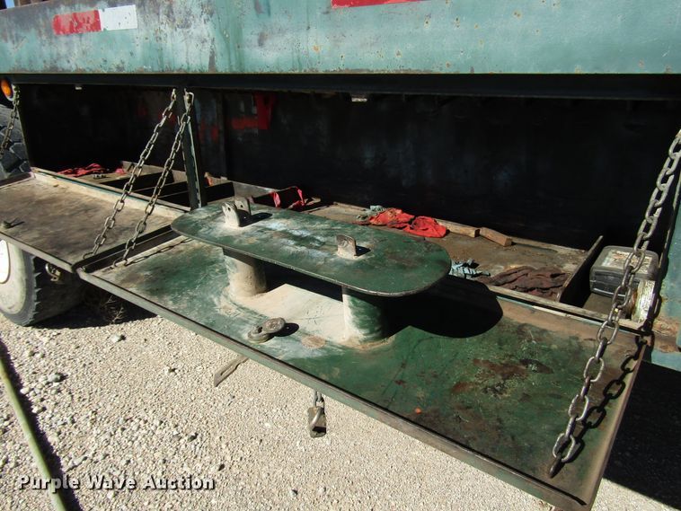 image for item DG6709 2007 Peterbilt 357 winch truck