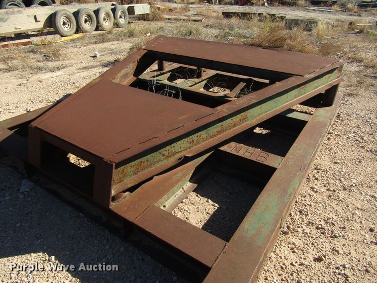 image for item DG6714 Barrol 1000 cone bottom tank skid