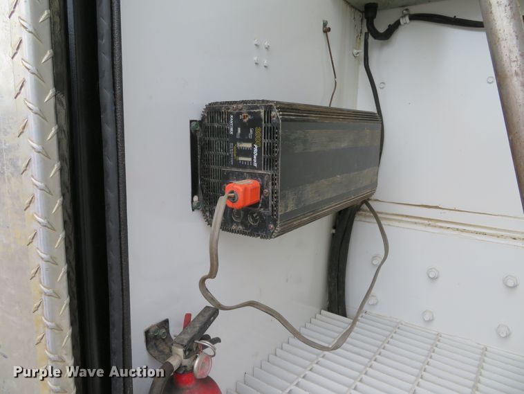 image for item DH1625 2004 International 5900i hydrovac truck