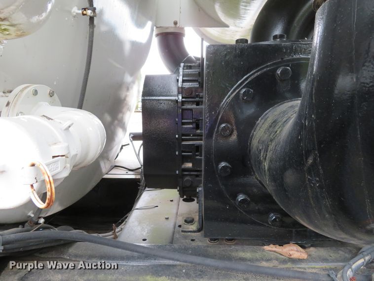 image for item DH1625 2004 International 5900i hydrovac truck