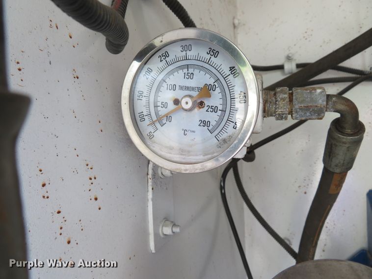 image for item DH1625 2004 International 5900i hydrovac truck