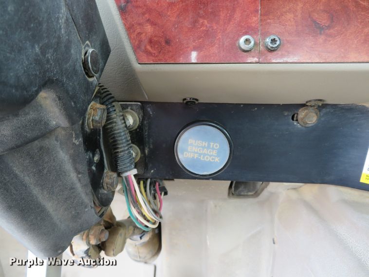 image for item DH1625 2004 International 5900i hydrovac truck