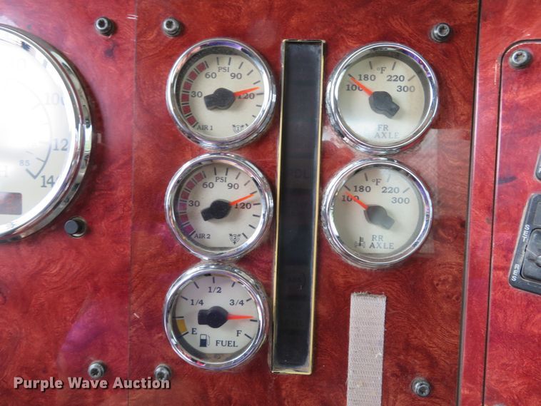 image for item DH1625 2004 International 5900i hydrovac truck