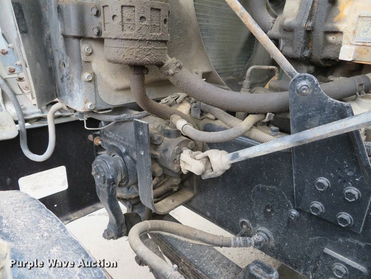 image for item DH1625 2004 International 5900i hydrovac truck