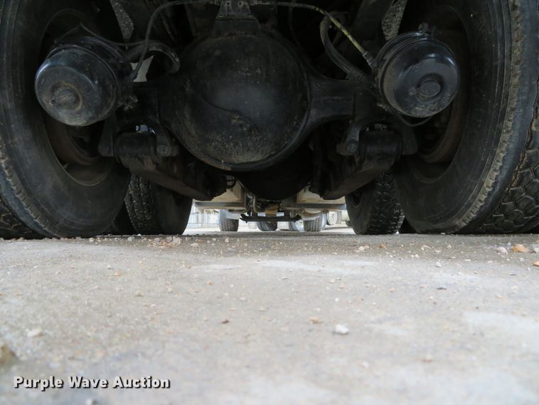 image for item DH1625 2004 International 5900i hydrovac truck