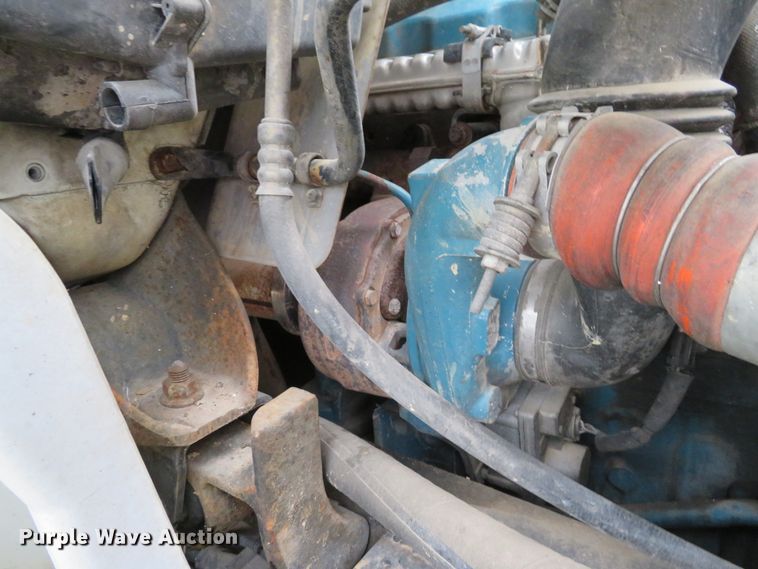 image for item DH1626 2006 International 4400 tank truck