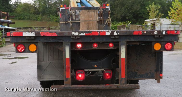 image for item DH1628 1995 White GMC WG crane truck