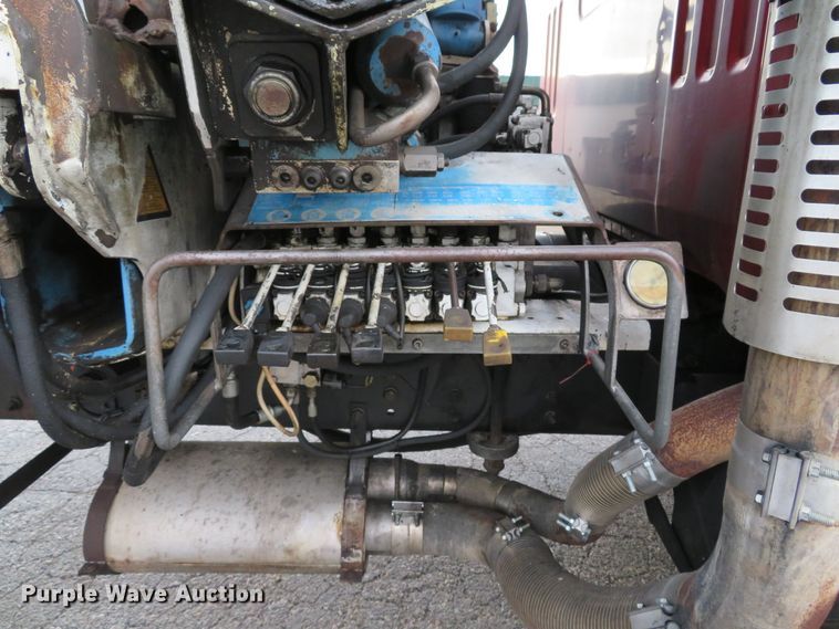 image for item DH1628 1995 White GMC WG crane truck