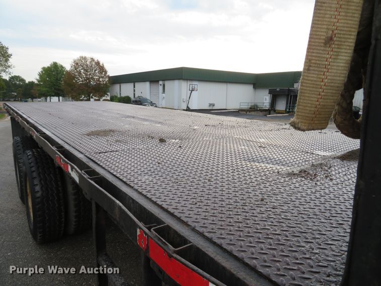 image for item DH1628 1995 White GMC WG crane truck