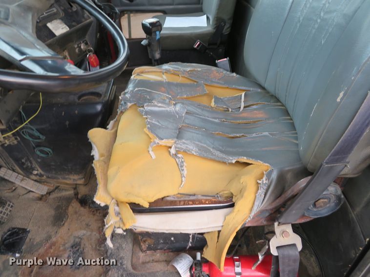 image for item DH1628 1995 White GMC WG crane truck