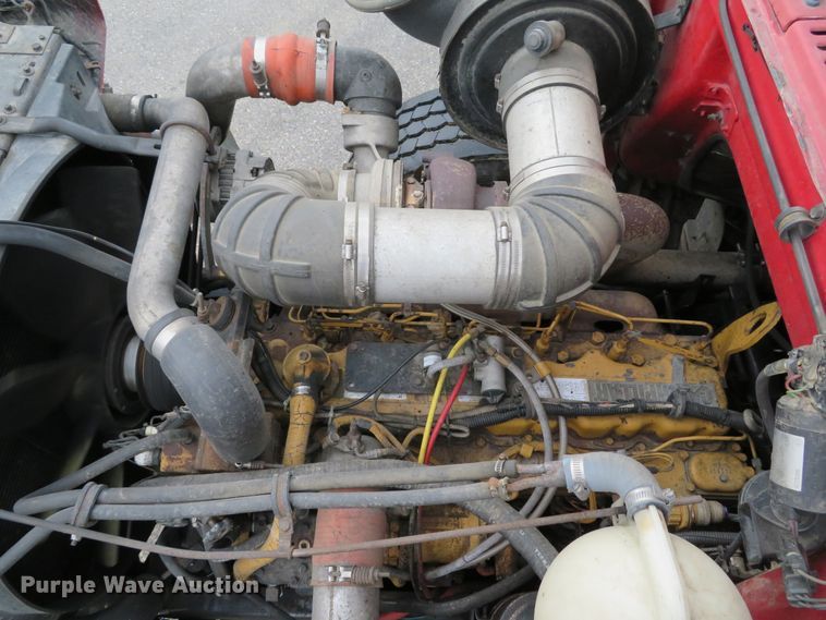 image for item DH1628 1995 White GMC WG crane truck