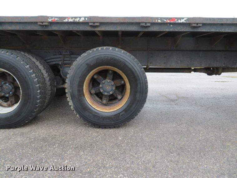 image for item DH1628 1995 White GMC WG crane truck