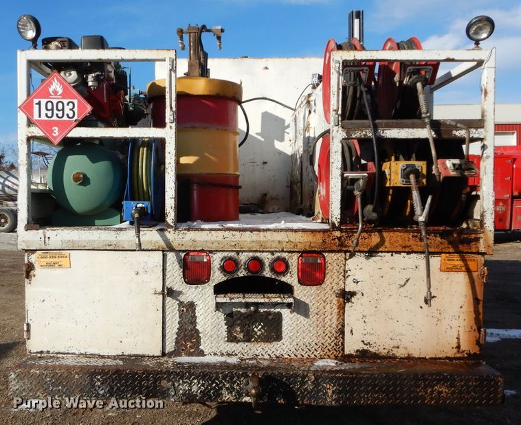 image for item DH2711 1994 White GMC WIA service truck