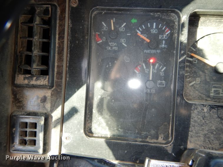 image for item DH2711 1994 White GMC WIA service truck