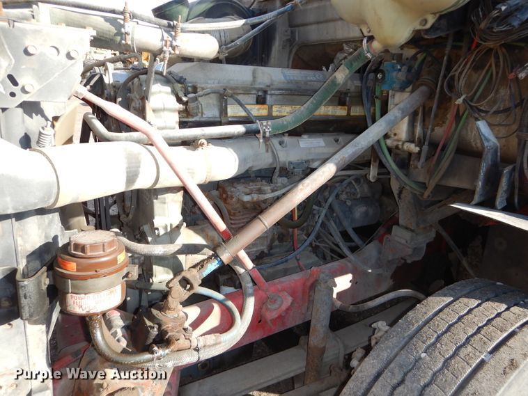 image for item DH2711 1994 White GMC WIA service truck