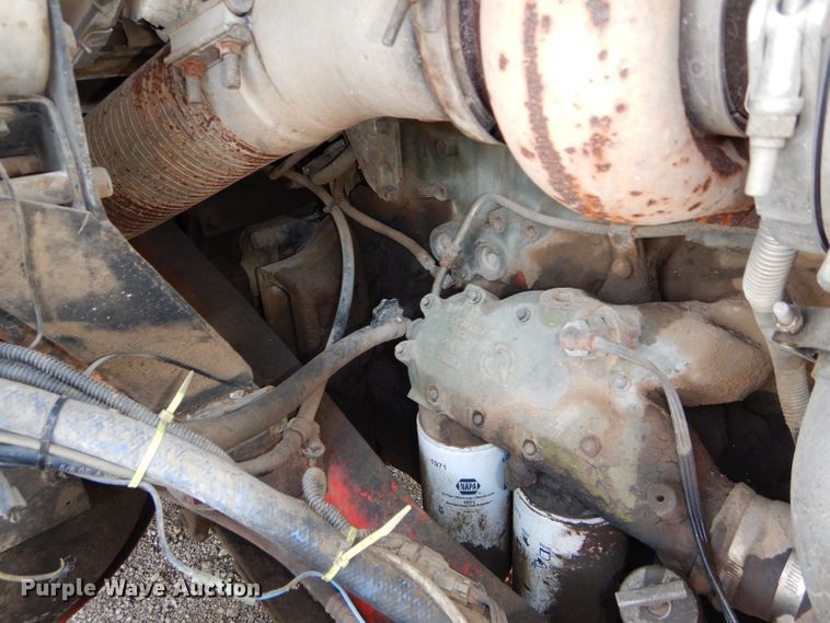 image for item DH2711 1994 White GMC WIA service truck