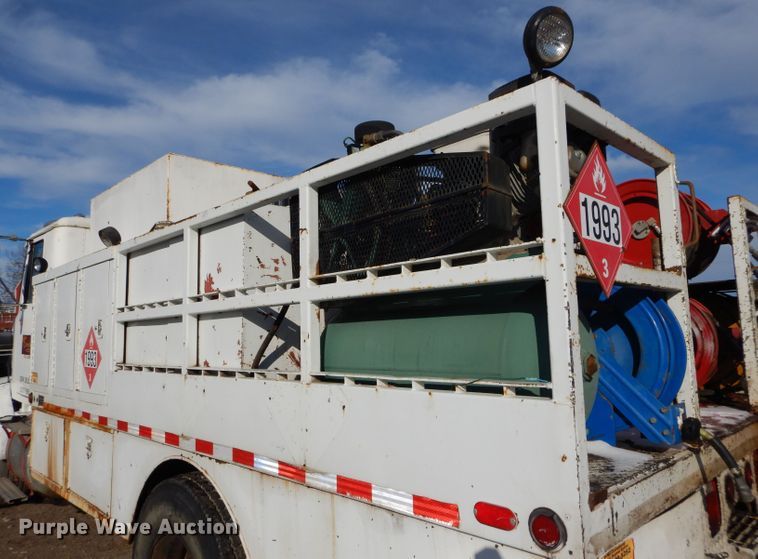 image for item DH2711 1994 White GMC WIA service truck