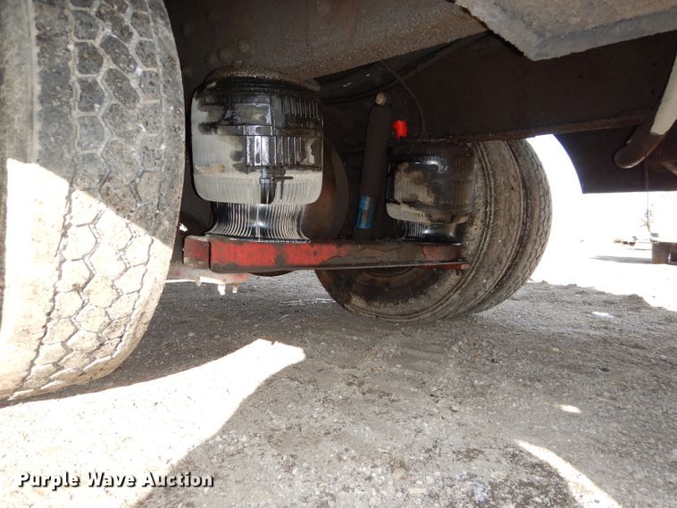 image for item DH2711 1994 White GMC WIA service truck