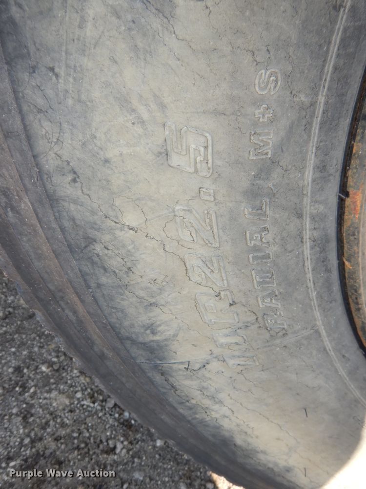 image for item DH2711 1994 White GMC WIA service truck