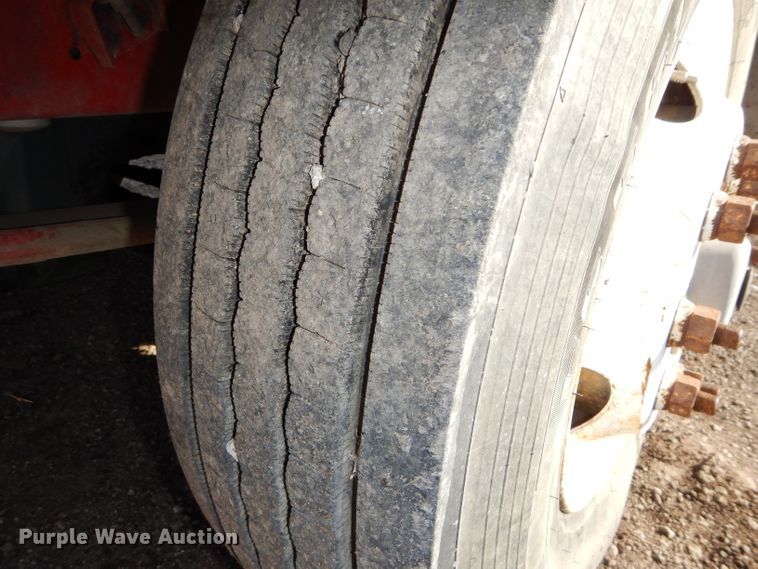 image for item DH2711 1994 White GMC WIA service truck