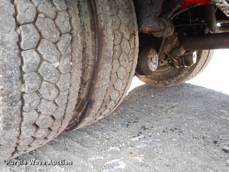 image for item DH2711 1994 White GMC WIA service truck
