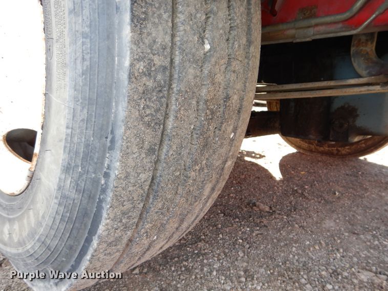 image for item DH2711 1994 White GMC WIA service truck