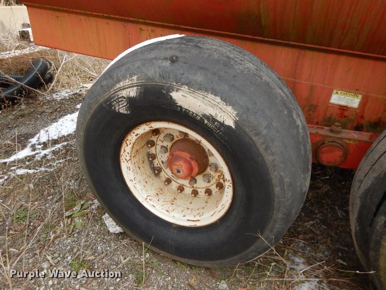 image for item DH2714 Calumet S3750 water wagon