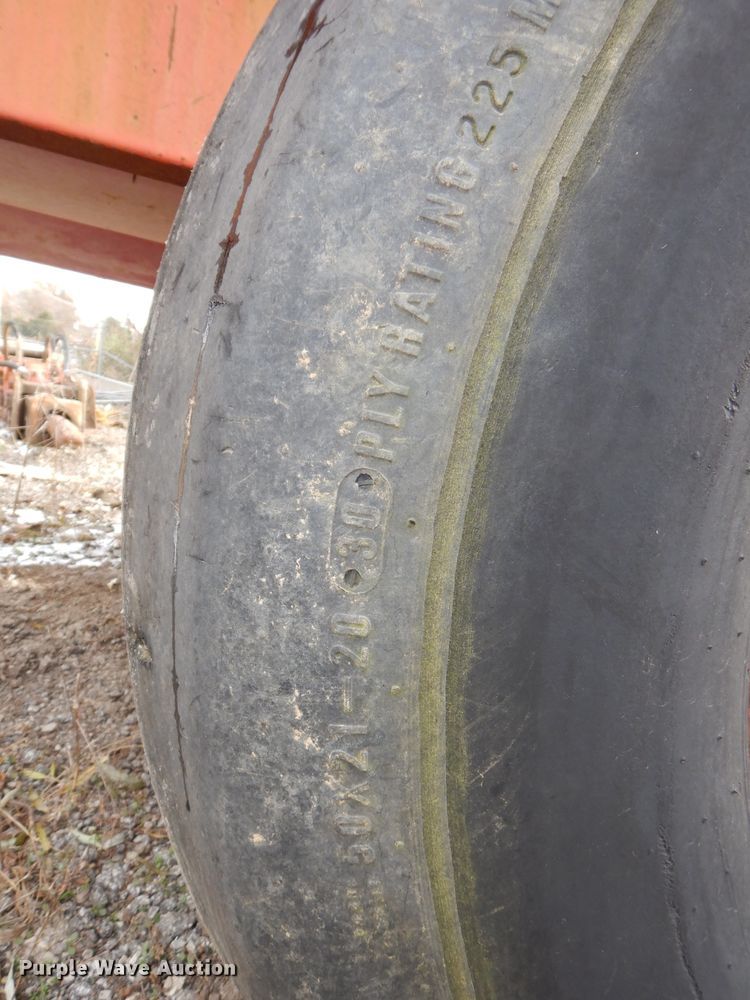 image for item DH2714 Calumet S3750 water wagon