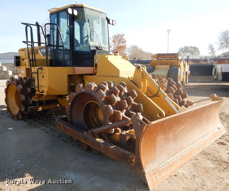 image for item DH2718 2008 Caterpillar 815F Series II soil compactor