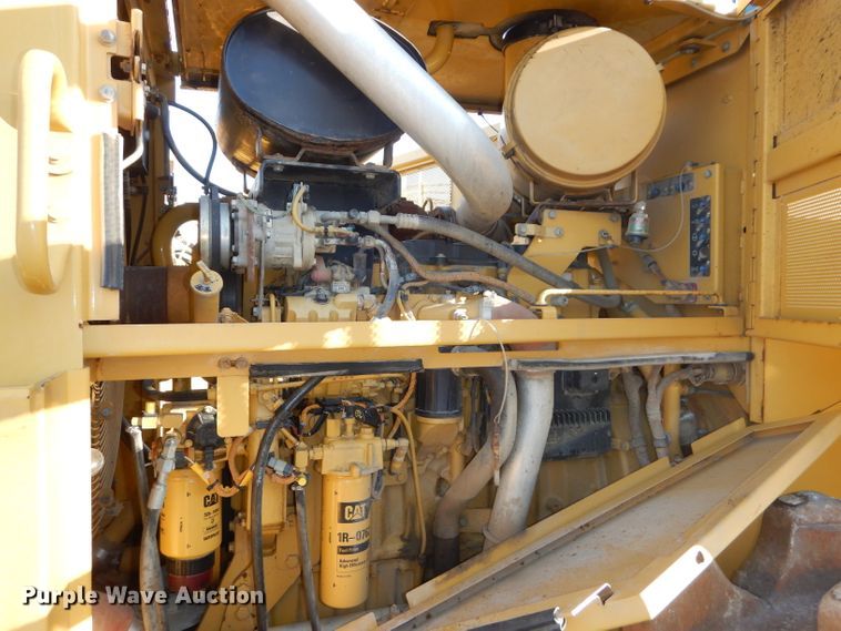 image for item DH2718 2008 Caterpillar 815F Series II soil compactor