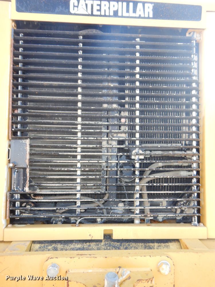 image for item DH2718 2008 Caterpillar 815F Series II soil compactor