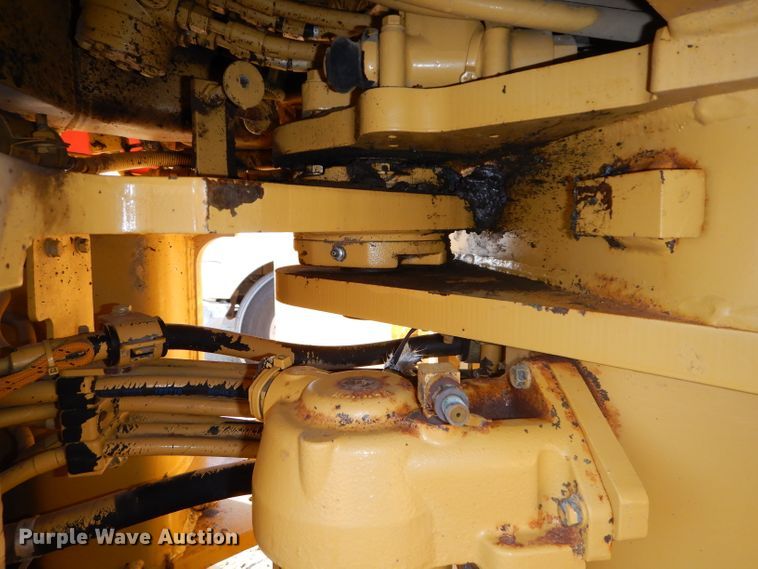 image for item DH2718 2008 Caterpillar 815F Series II soil compactor