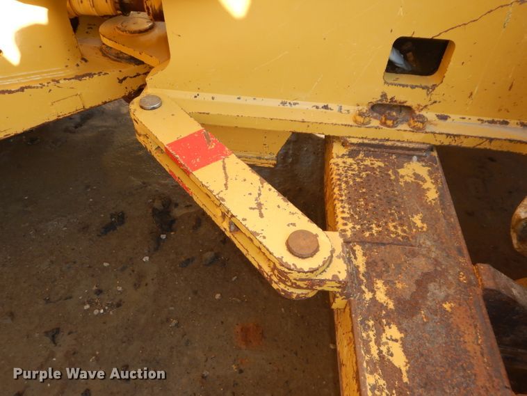 image for item DH2718 2008 Caterpillar 815F Series II soil compactor