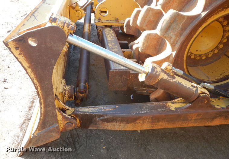 image for item DH2718 2008 Caterpillar 815F Series II soil compactor