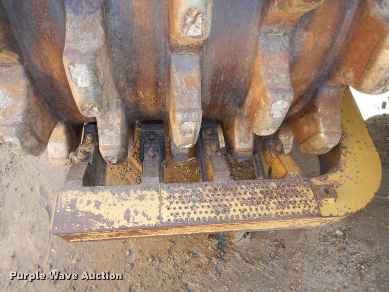 image for item DH2718 2008 Caterpillar 815F Series II soil compactor