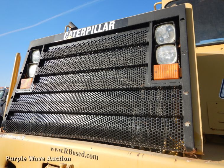 image for item DH2719 2000 Caterpillar 615C Series II elevating scraper