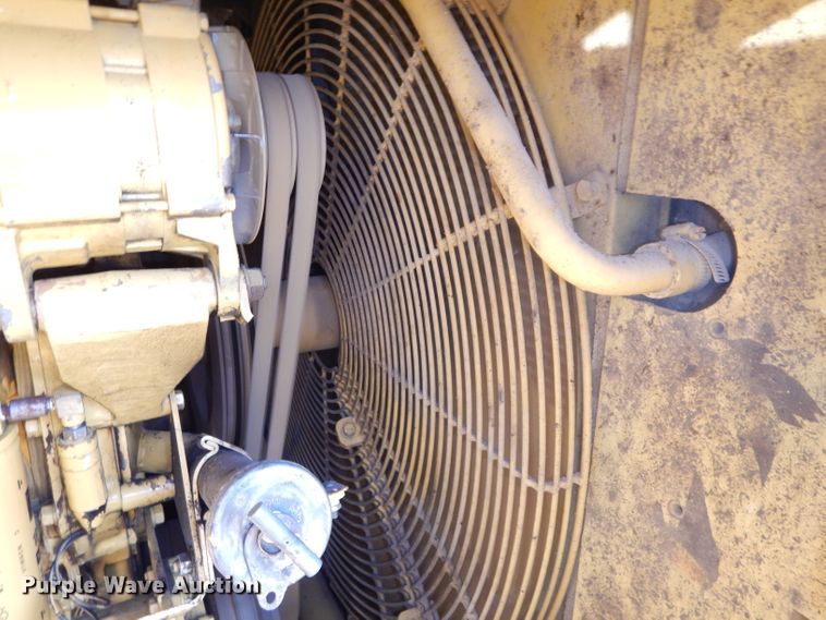 image for item DH2719 2000 Caterpillar 615C Series II elevating scraper