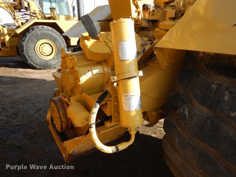 image for item DH2719 2000 Caterpillar 615C Series II elevating scraper