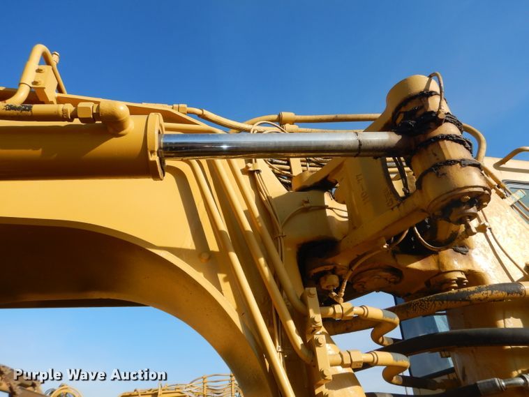 image for item DH2719 2000 Caterpillar 615C Series II elevating scraper