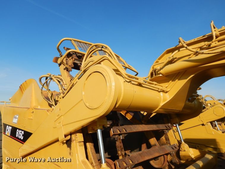 image for item DH2719 2000 Caterpillar 615C Series II elevating scraper