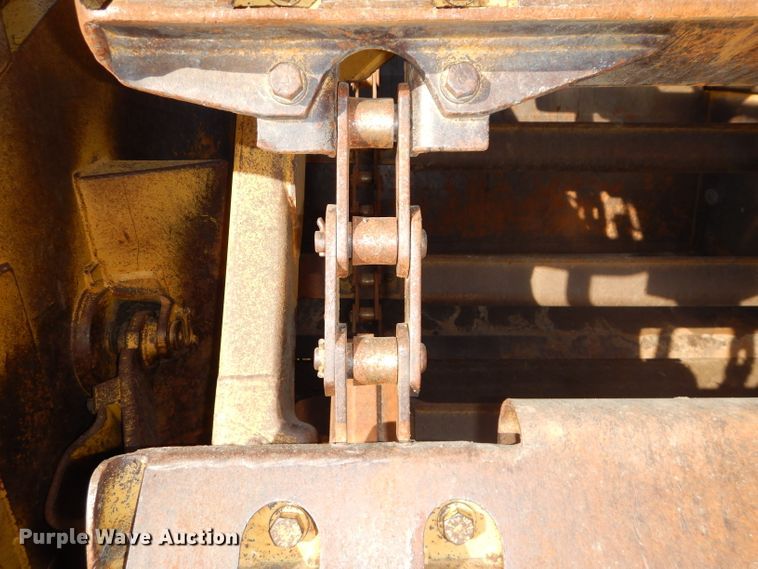 image for item DH2719 2000 Caterpillar 615C Series II elevating scraper